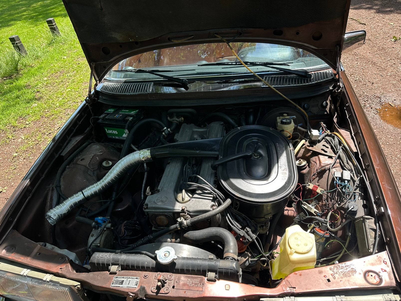 Mercedes-Benz 200-Serie 2.7 280 CE 1977 Bruin, foto 4
