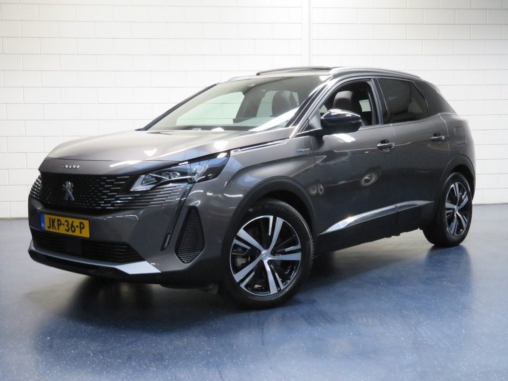 Peugeot 3008 1.6 HYbrid4 300 GT (bj 2023, automaat), Auto's, Peugeot, Automaat, Euro 6, 4 cilinders, Leder en Stof