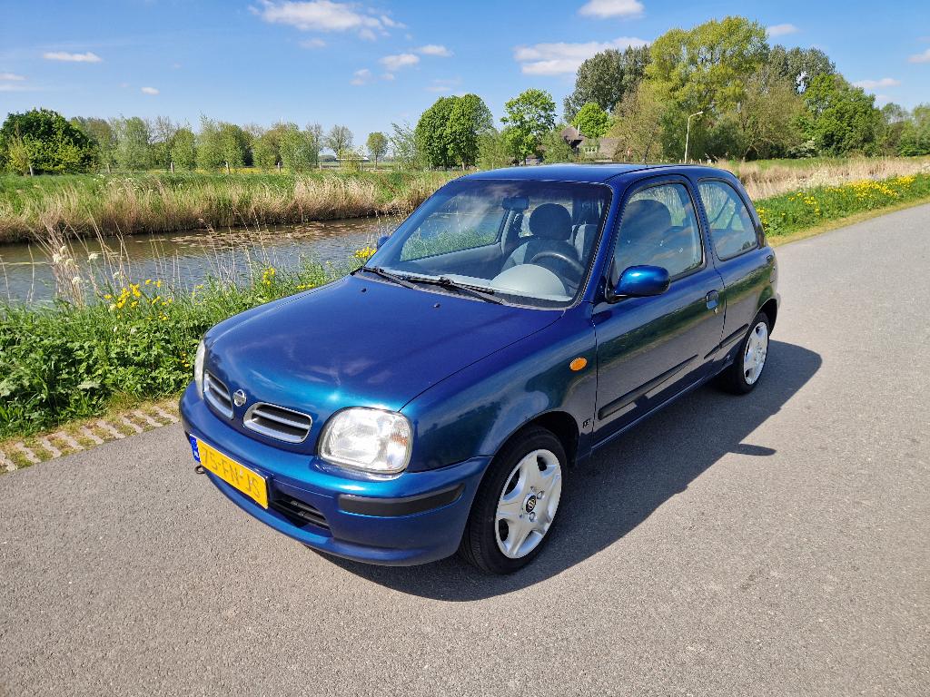 Nissan Micra 1.4 i N-cvt Automaat Airco Nieuwe APK Weinig Km, Auto's, Nissan, 74 pk, 31 €/maand, 4 cilinders, Blauw