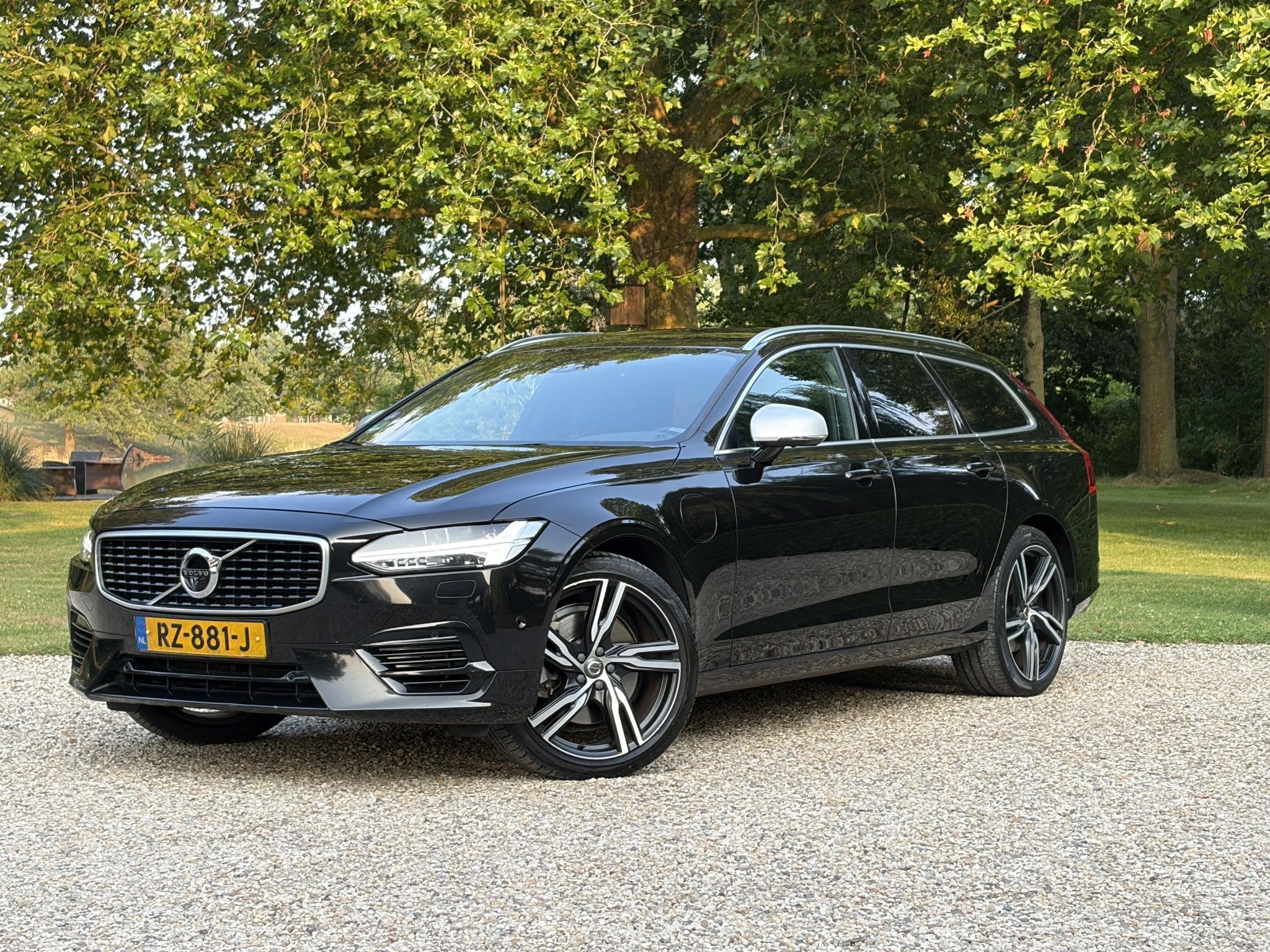 Volvo V90 T8 R-Design,Hud,Luchtvering,Trekhaak *Dealer O.H.*, Auto's, Automaat, Euro 6, 4 cilinders, 1969 cc