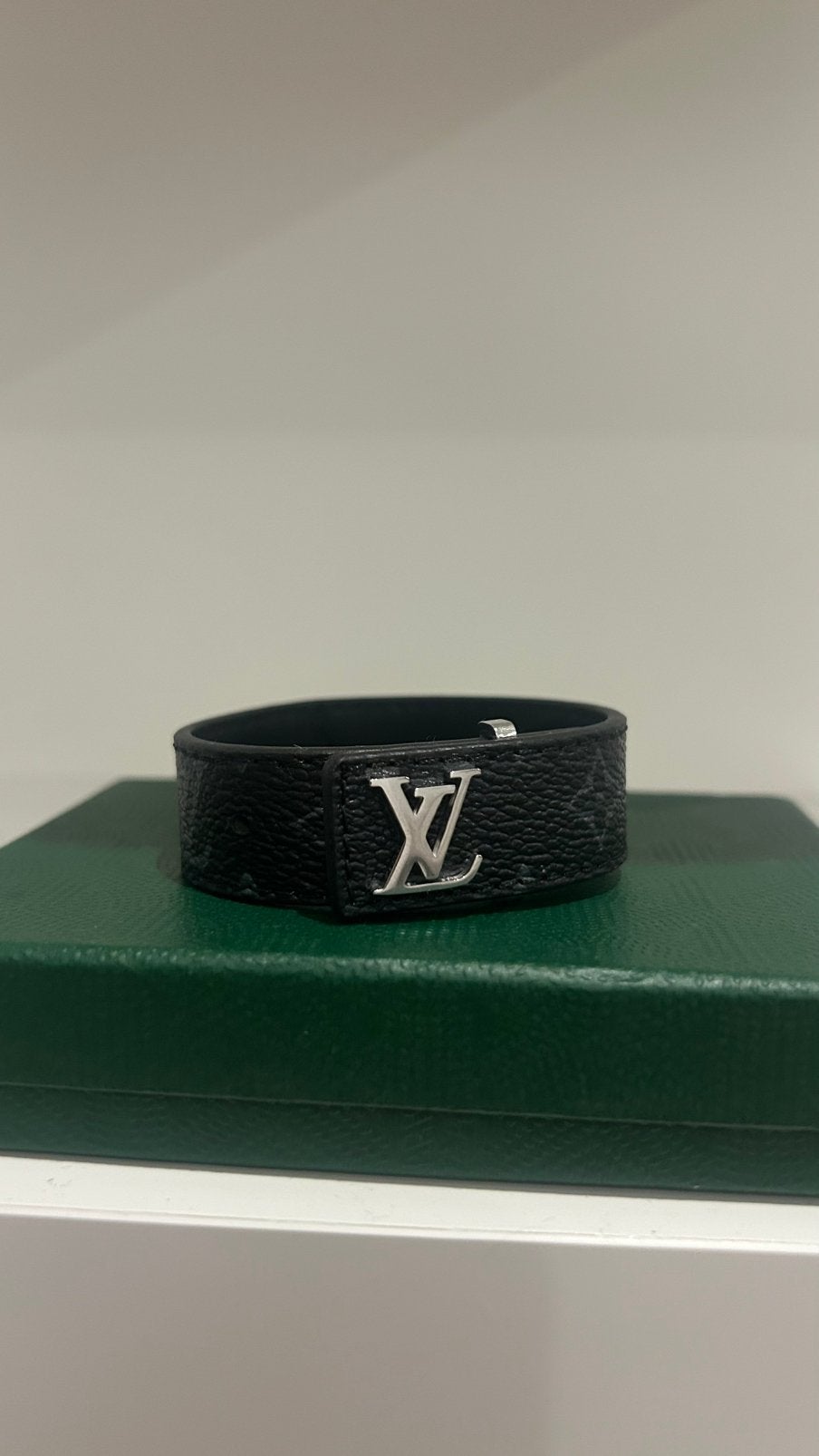 Lv armband, Kleding | Heren, Riemen en Ceinturen, Ophalen of Verzenden, Nieuw, Zwart