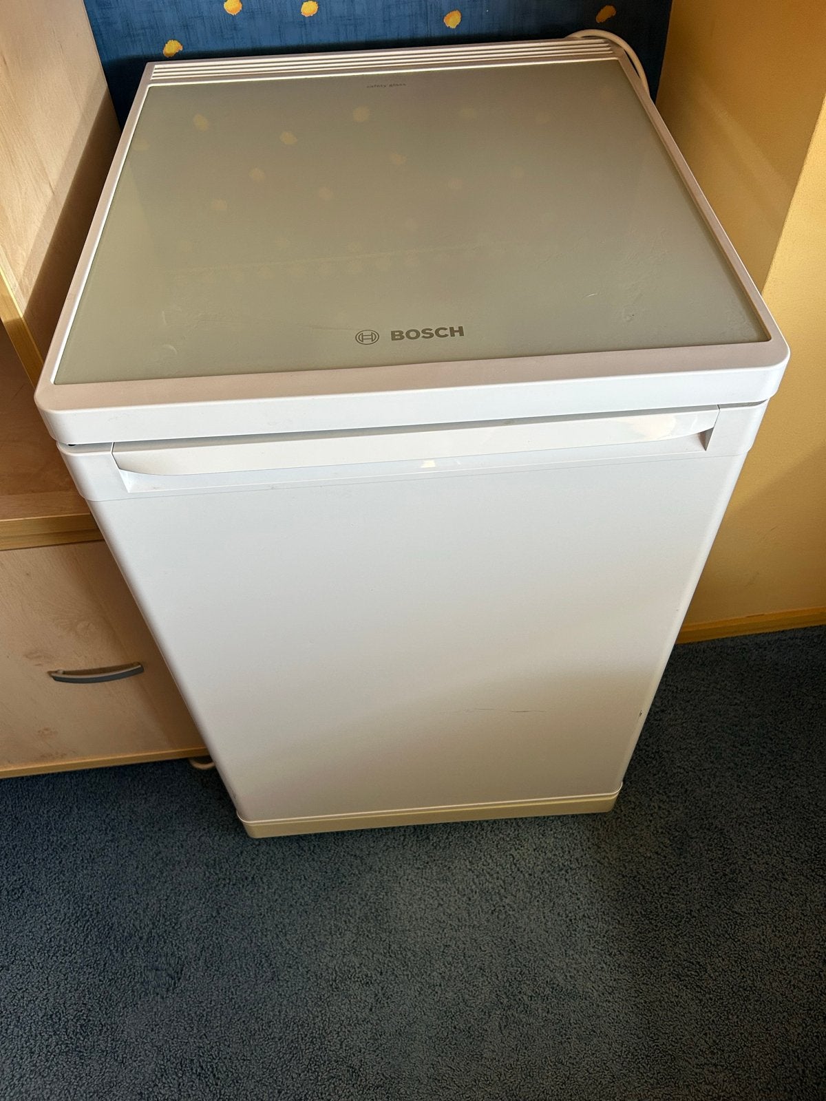 Bosch koelkast - Ideaal als extra koelkast!, Witgoed en Apparatuur, Ophalen, Zonder vriesvak, Minder dan 85 cm, 100 tot 150 liter