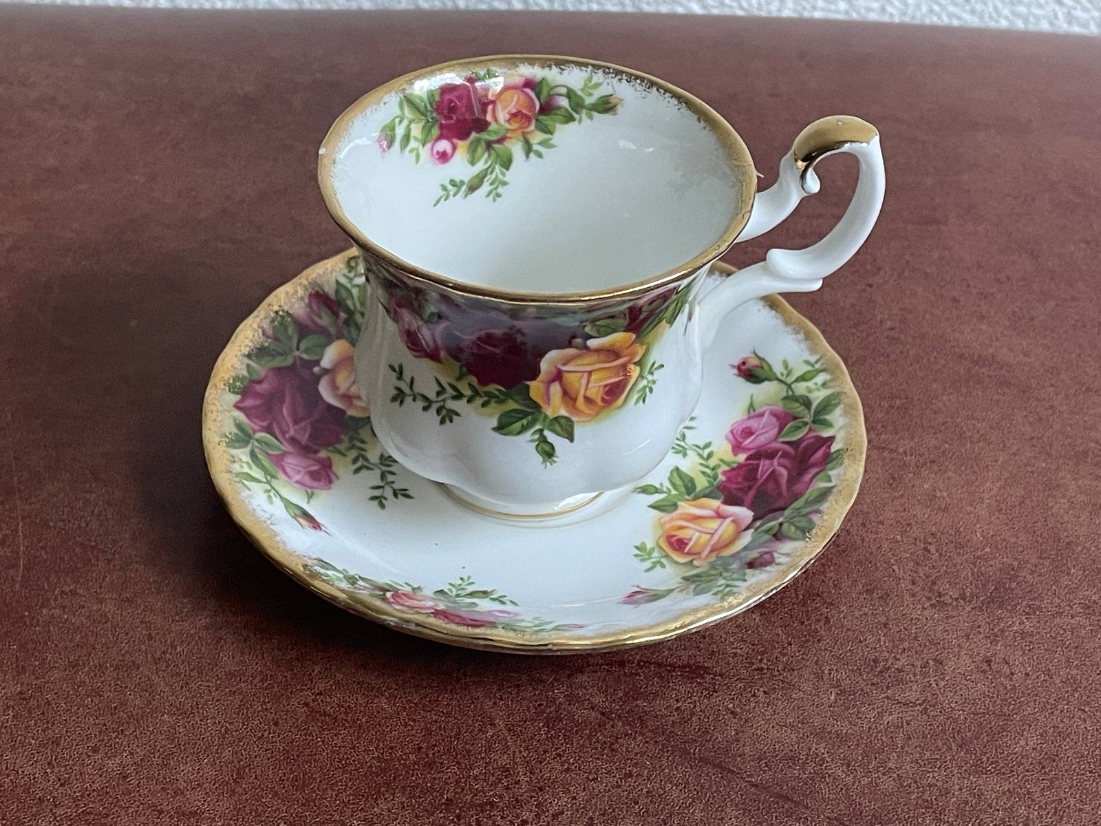 Royal Albert Old Country Roses Kop en Schotel 1962, Ophalen of Verzenden