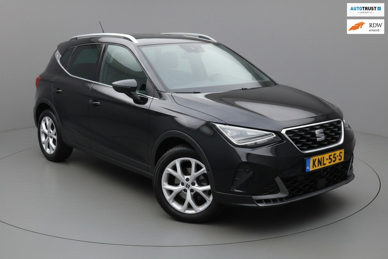Seat ARONA FR|Carplay|Camera|Virtual|, Stof, Gebruikt, 610 kg, Zwart