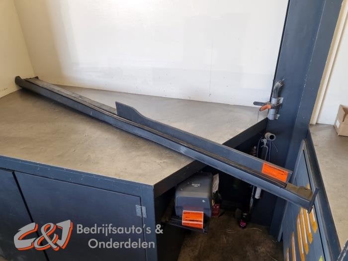 Zijskirt rechts van een Ford Transit Connect, Gebruikt, -, -, Ophalen of Verzenden