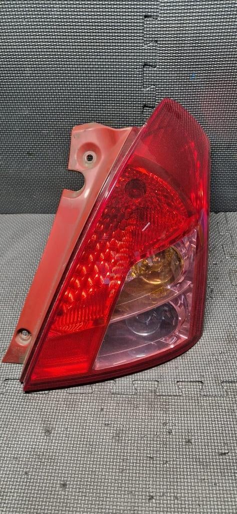 SUZUKI SWIFT MK 4 | ACHTERLICHT RECHTS, Gebruikt, SUZUKI, Ophalen of Verzenden, Dajhajsautodemontage@gmail.com