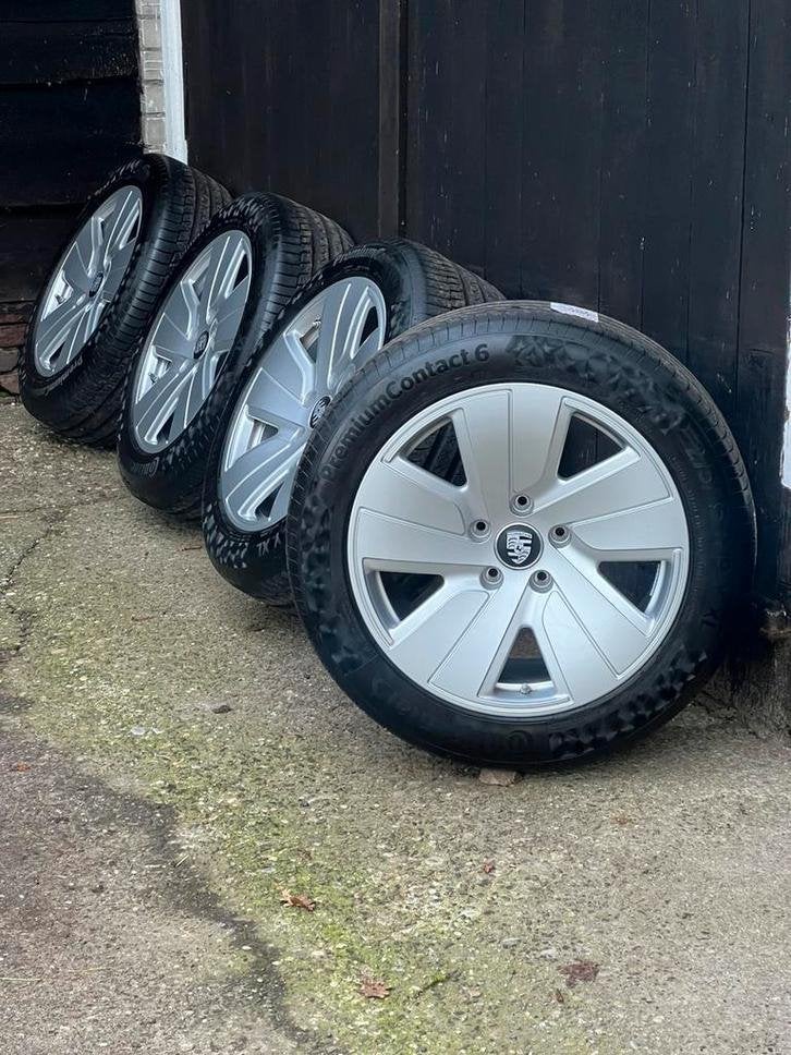 Originele Porsche Taycan Aero velgen 19? zomer 9J1601025C, Verzenden, 275 mm, Banden en Velgen, Niet ingevuld