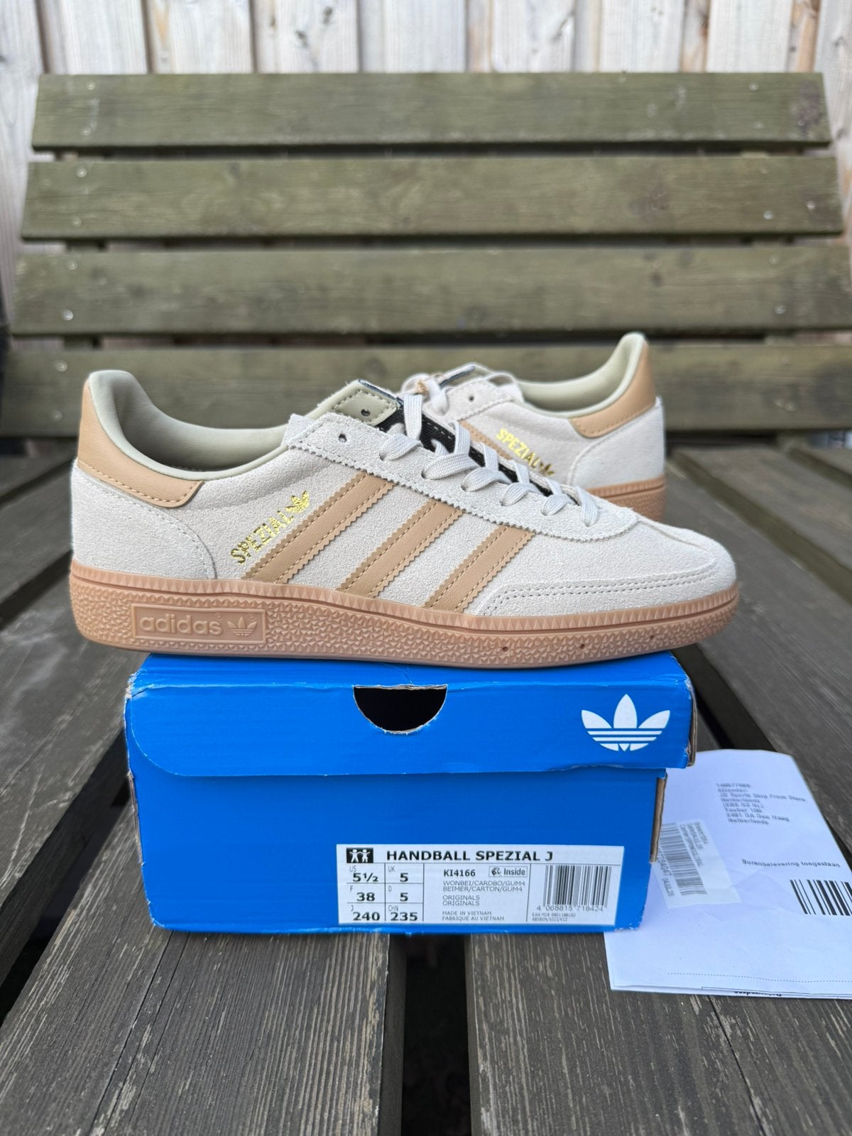 Adidas Handball Spezial | Nieuw!, Beige, Nieuw, Ophalen of Verzenden, Sneakers of Gympen