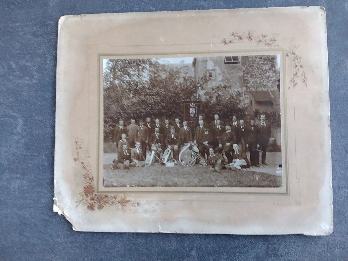 Foto op karton  Haamstede Muziekkorps Witte van Haamstede, Gebruikt, Verzenden, Foto, Voor 1940