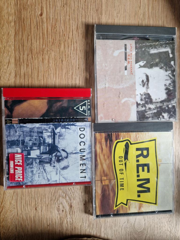 R.E.M. set van 3 cd's.  Out of time +2. Stipe. Lp, Ophalen of Verzenden, Zo goed als nieuw, Poprock