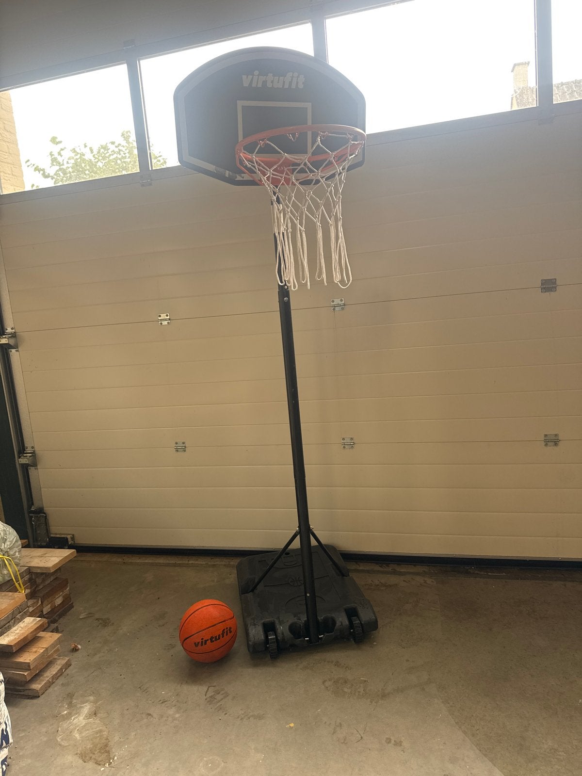 Verstelbare Virtufit basketbalring met bal, Ophalen, Gebruikt, Ring, Bord of Paal
