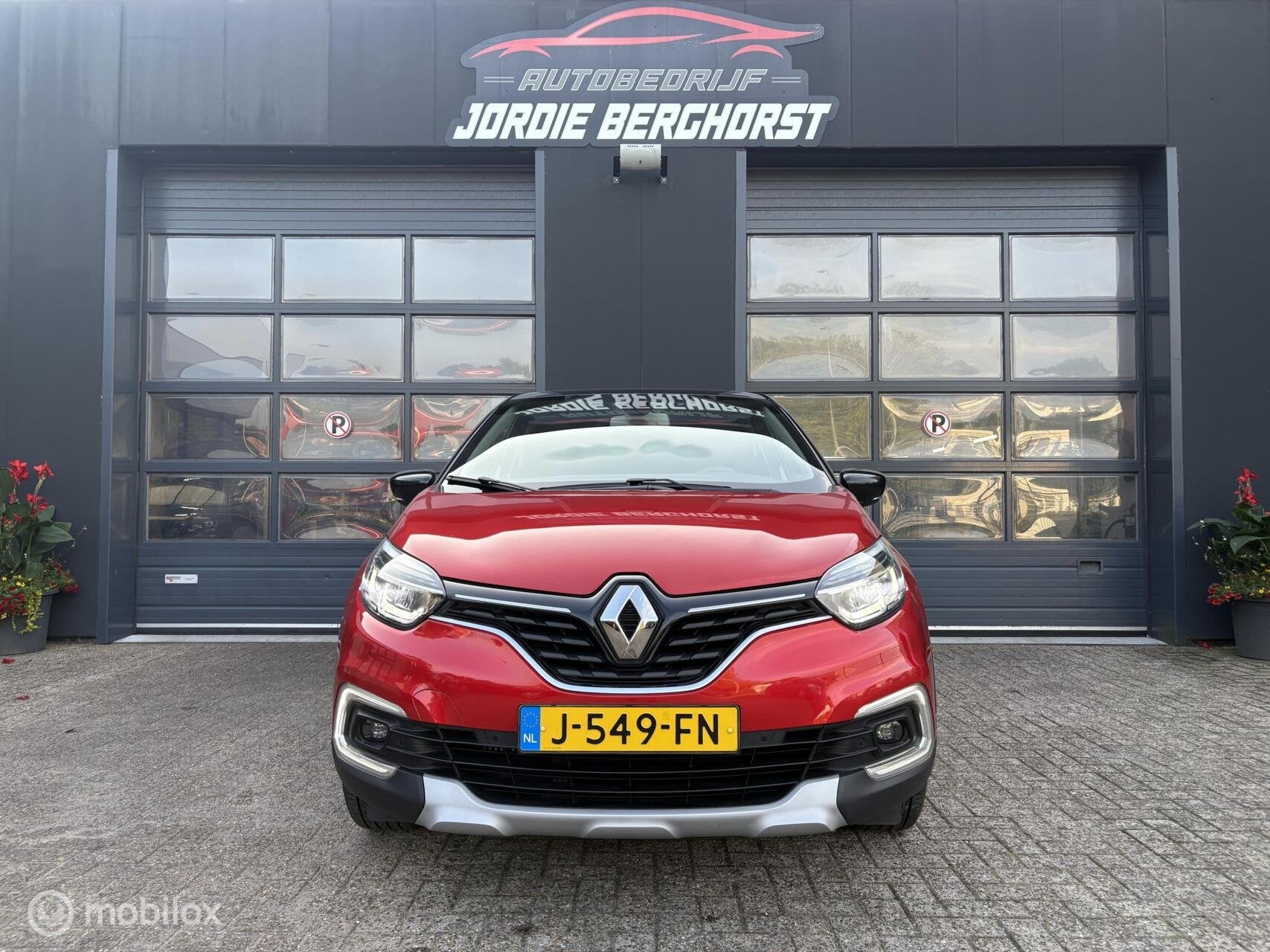 Renault Captur 0.9 TCe Version S, Voorwielaandrijving, 898 cc, Gebruikt, 620 kg
