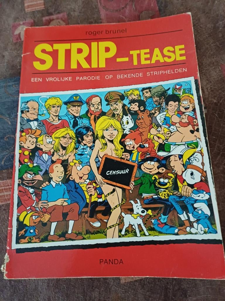 STRIP-TEASE "Stripfiguren aan de zwier", Eén stripboek, Ophalen of Verzenden