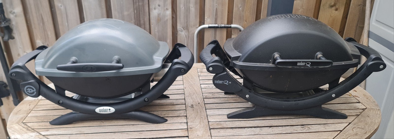 twee weber bbq q140 en q1400, Ophalen, Gebruikt