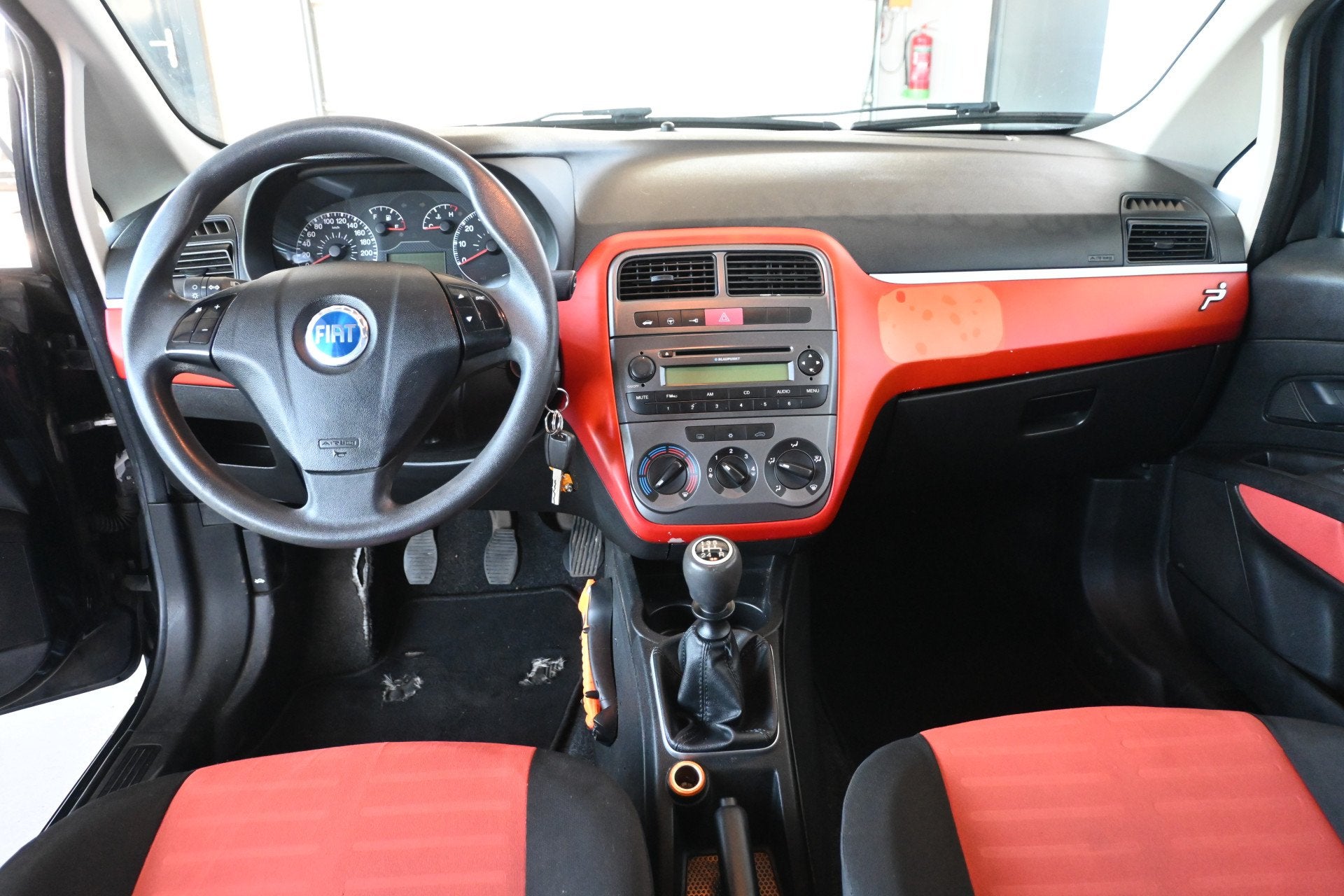 Fiat Grande Punto 1.4 Dynamic Nap Airco Lichtmetaal Stuurbek, Auto's, Fiat, Voorwielaandrijving, Stof, 4 cilinders, Met garantie (alle)
