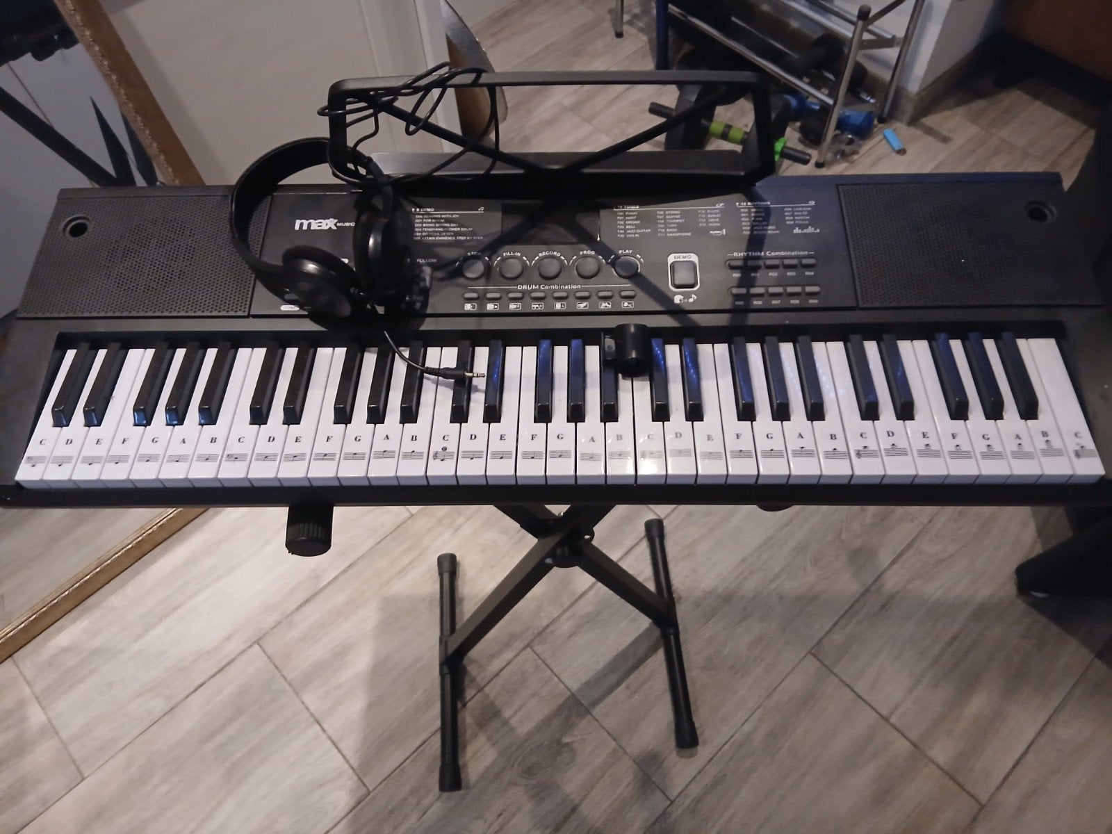 keyboard met noten+ oplaadbaar, Ophalen, Zo goed als nieuw, 61 toetsen, Overige merken