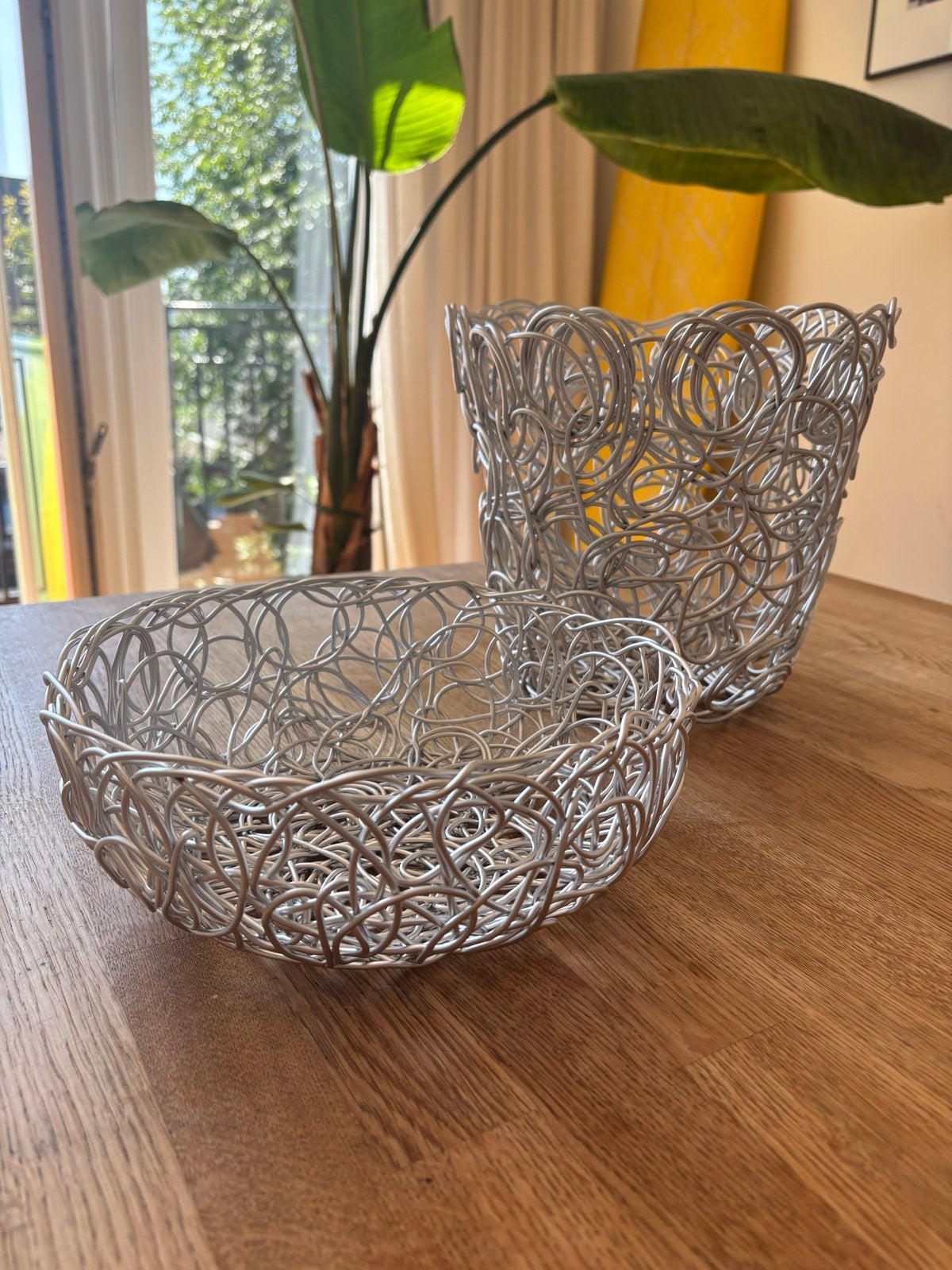 Alessi Nuvem Brood- en Fruitmand (2 stuks) - Vintage, Vintage, Gebruikt, Ophalen of Verzenden, Metaal