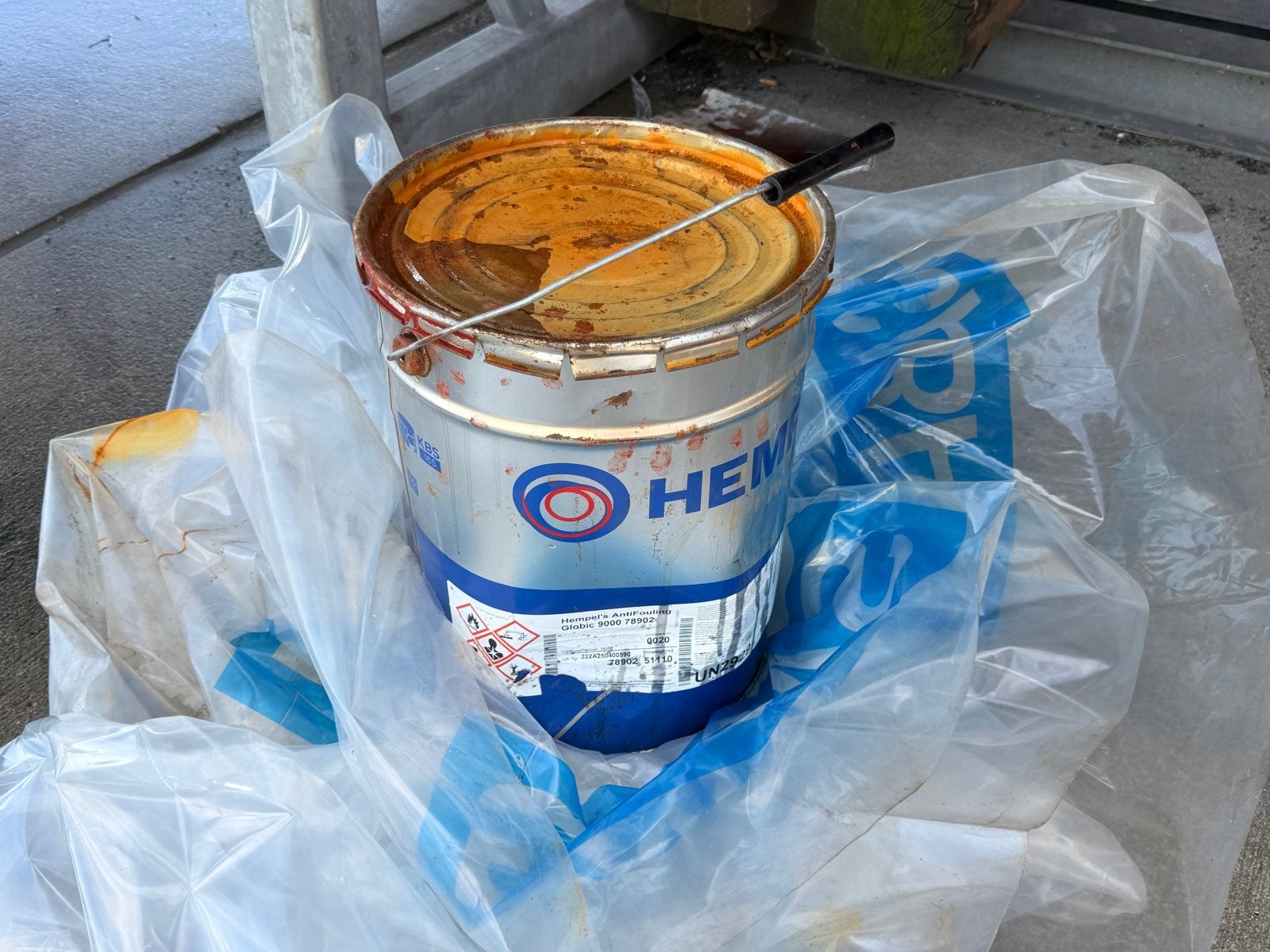 Hempel's AntiFouling Globic 9000 - Bruinrood 20l, Ophalen, Bruin, 20 liter of meer, Verf