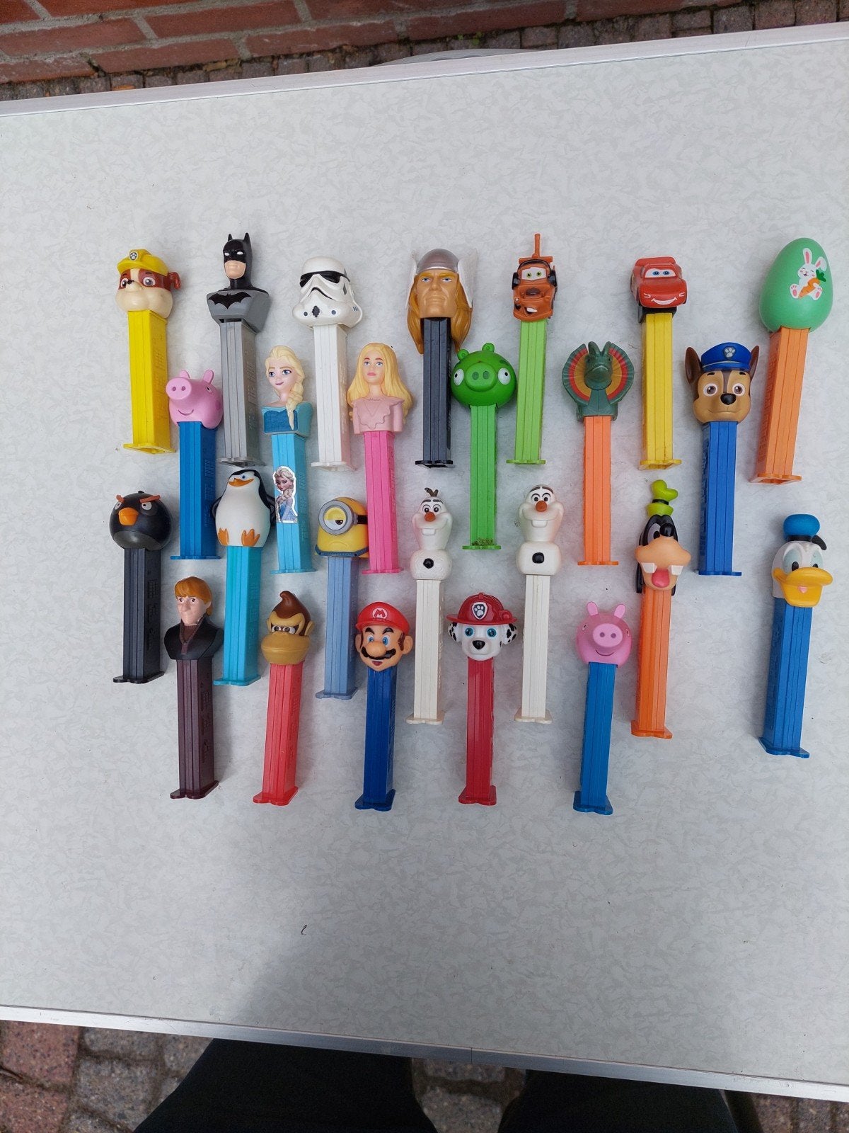 25 PEZ Snoepautomaten: Disney & Bekende Karakters Collectie, Verzamelen, Ophalen of Verzenden, Zo goed als nieuw