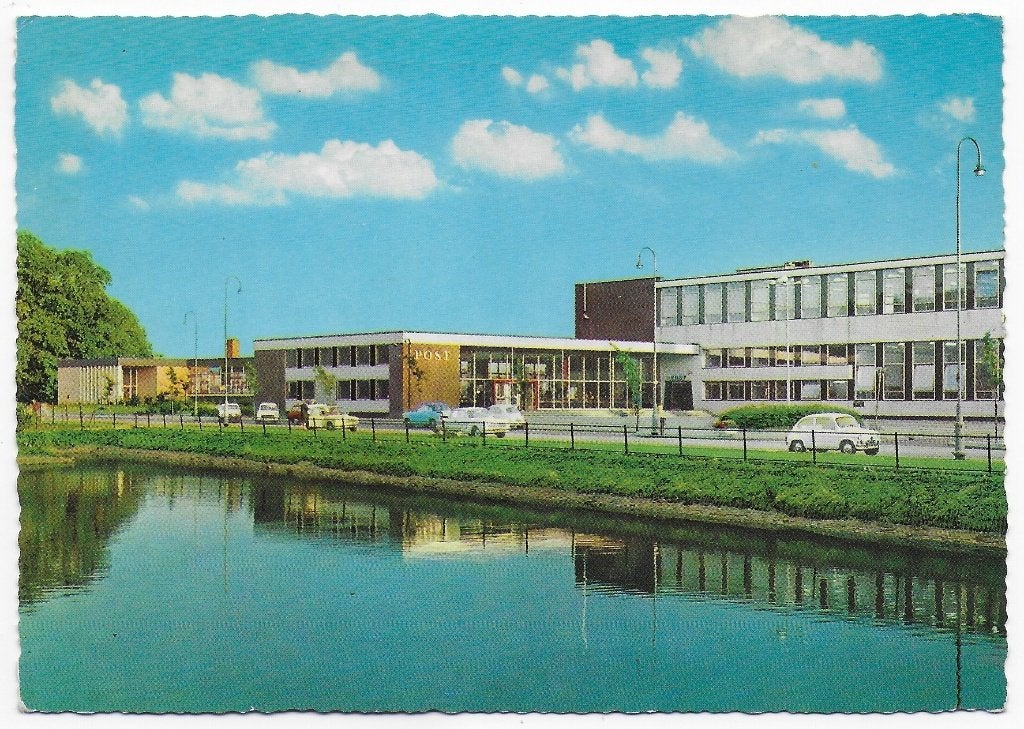 Almelo Postkantoor en Leeszaal gelopen Ansichtkaart (B2433, Ophalen of Verzenden, 1980 tot heden, Gelopen, Overijssel