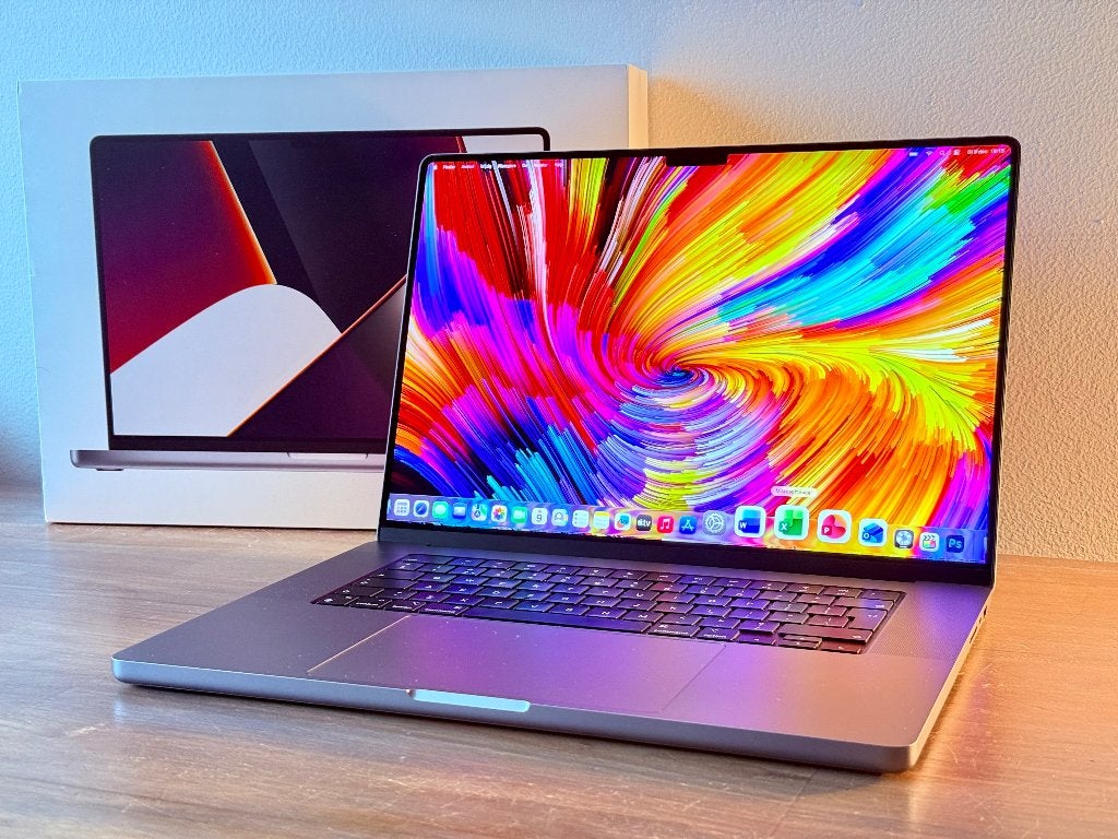 MacBook Pro 16 inch M1 Pro 16GB Ram 512GB SSD + EXTRA'S, Qwerty, 512 GB, Zo goed als nieuw, 16 inch