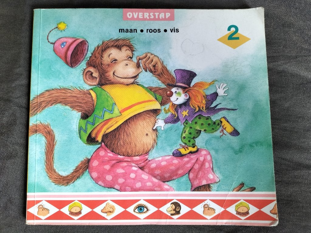 maan roos vis - overstap 2, Boeken, Ophalen of Verzenden, Gelezen, Fictie algemeen