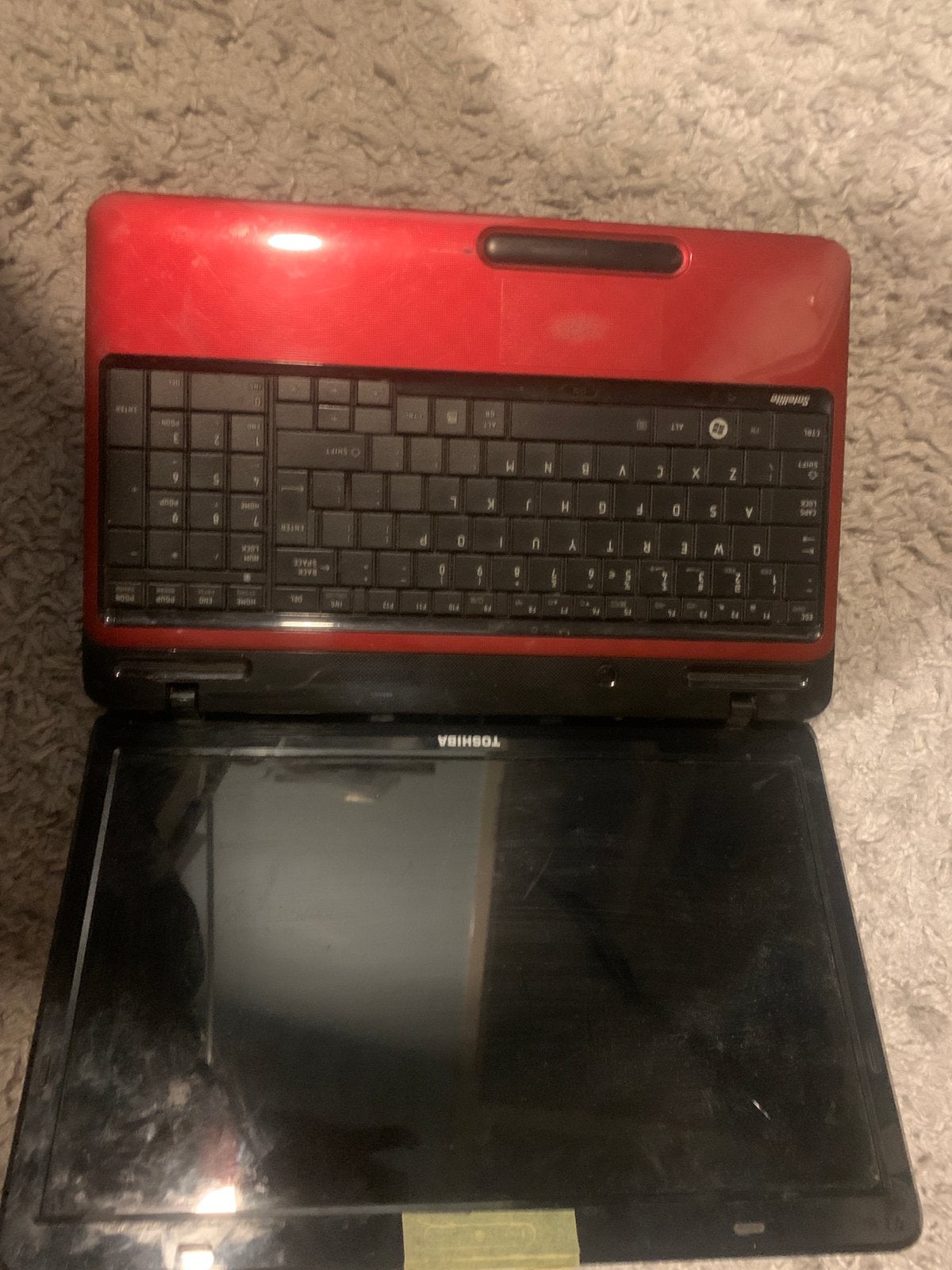 Toshiba Sattelite L750D, Computers en Software, Ophalen of Verzenden, Zo goed als nieuw