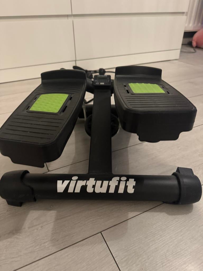 VirtuFit Mini Stepper met Trainingselastieken, Stepapparaat, Armen, Ophalen of Verzenden, Zo goed als nieuw