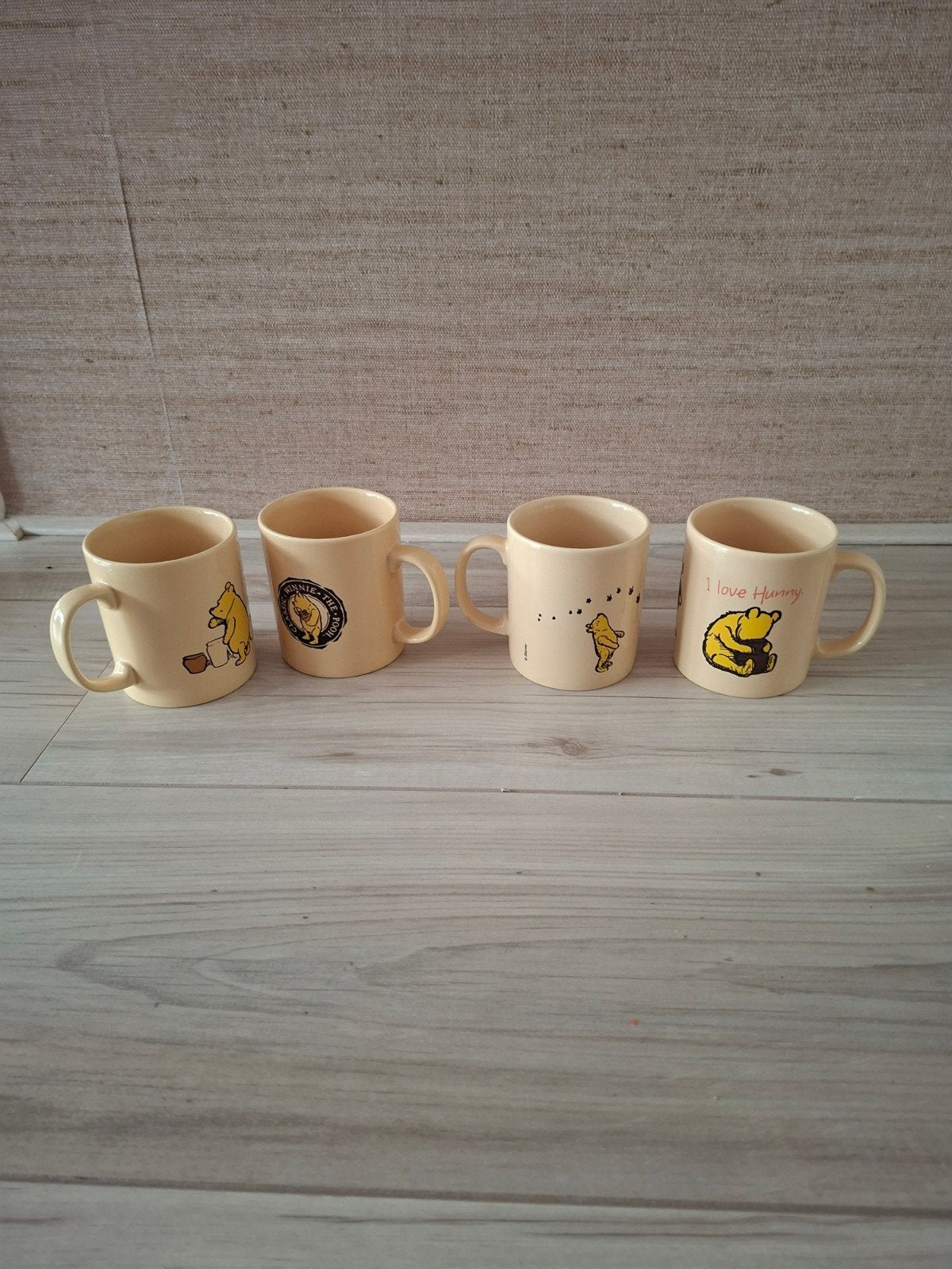 Set van 4 vintage Winnie the Pooh mokken, Ophalen of Verzenden, Keramiek, Overige stijlen, Kop(pen) en/of Schotel(s)