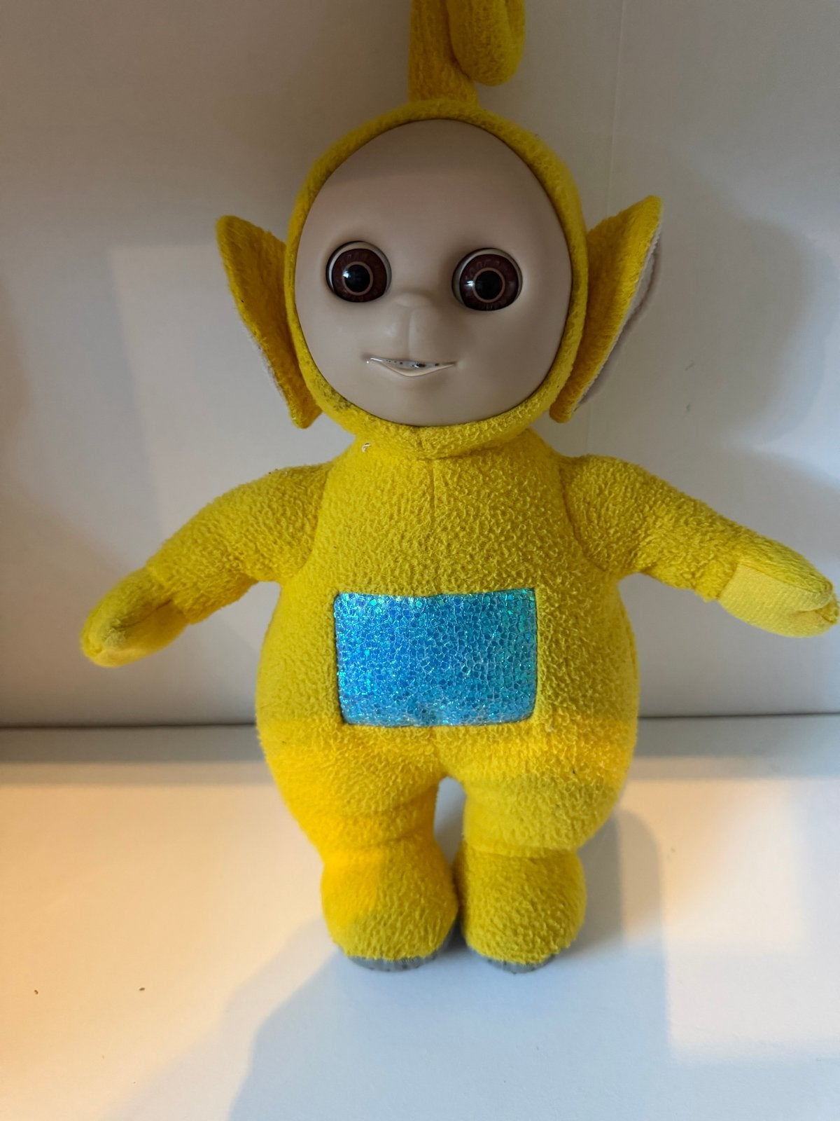 Vintage Teletubbie Laa-Laa knuffelpop - Geel, 35 cm, Kinderen en Baby's, Speelgoed | Knuffels en Pluche, Gebruikt, Overige merken