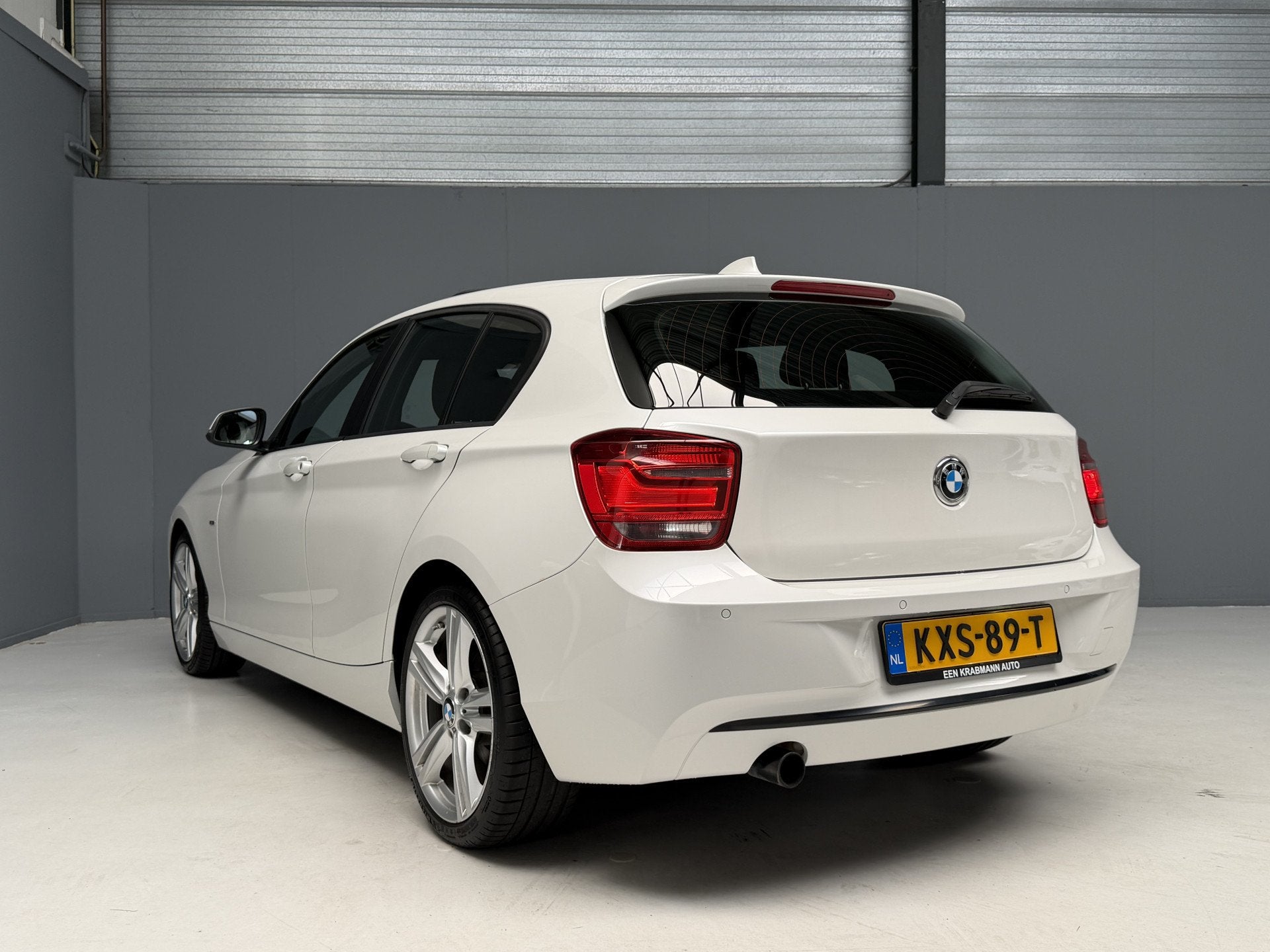 BMW 1-serie 118i Business Sport GARANTIE|Cruise|Navi-Prof|Xe, Auto's, 1-Serie, 4 cilinders, Met garantie (alle), Xenon verlichting
