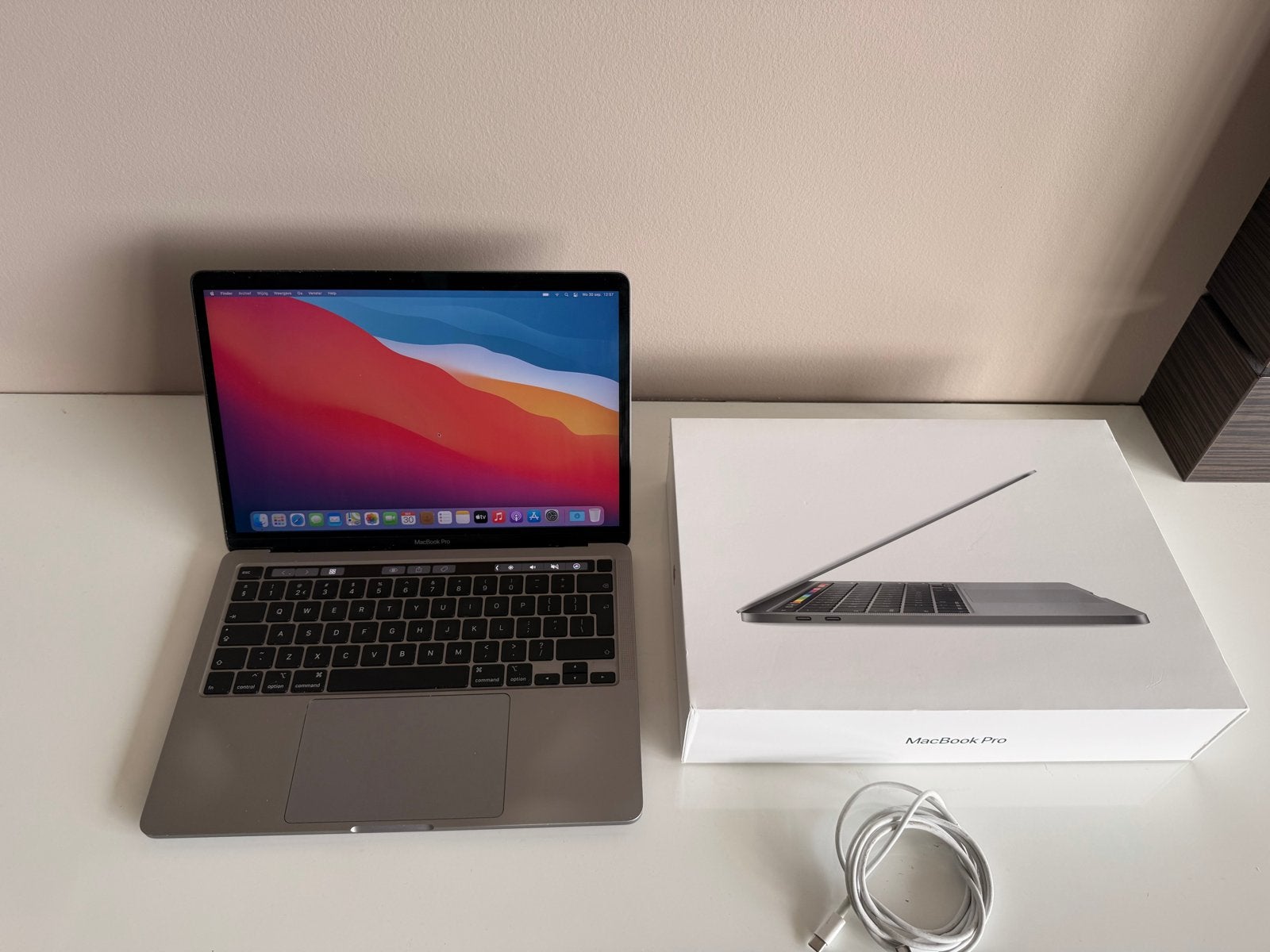 MacBook Pro 13-inch (2020) - 512GB SSD, 16GB RAM, Gebruikt, 256 GB, 2 tot 3 Ghz, Qwerty