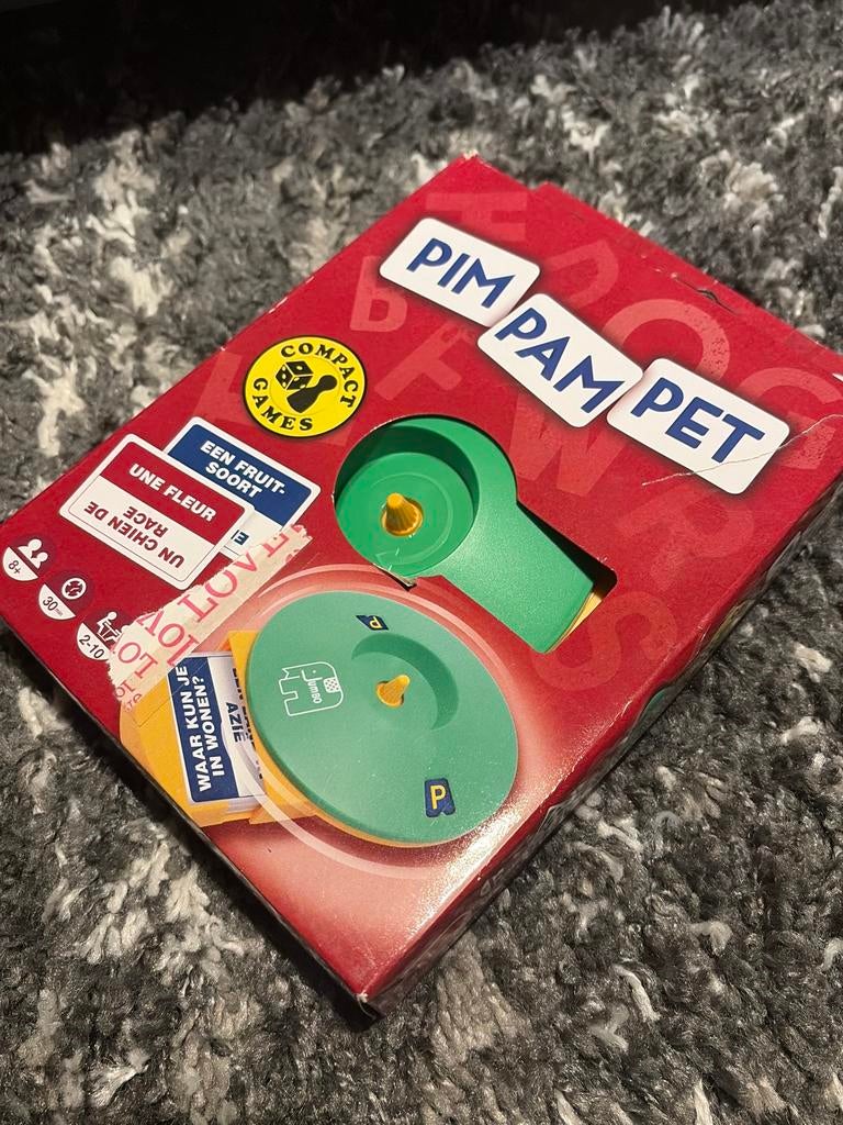 Pim Pam Pet Compact Games - Reisspel, Ophalen of Verzenden, Zo goed als nieuw