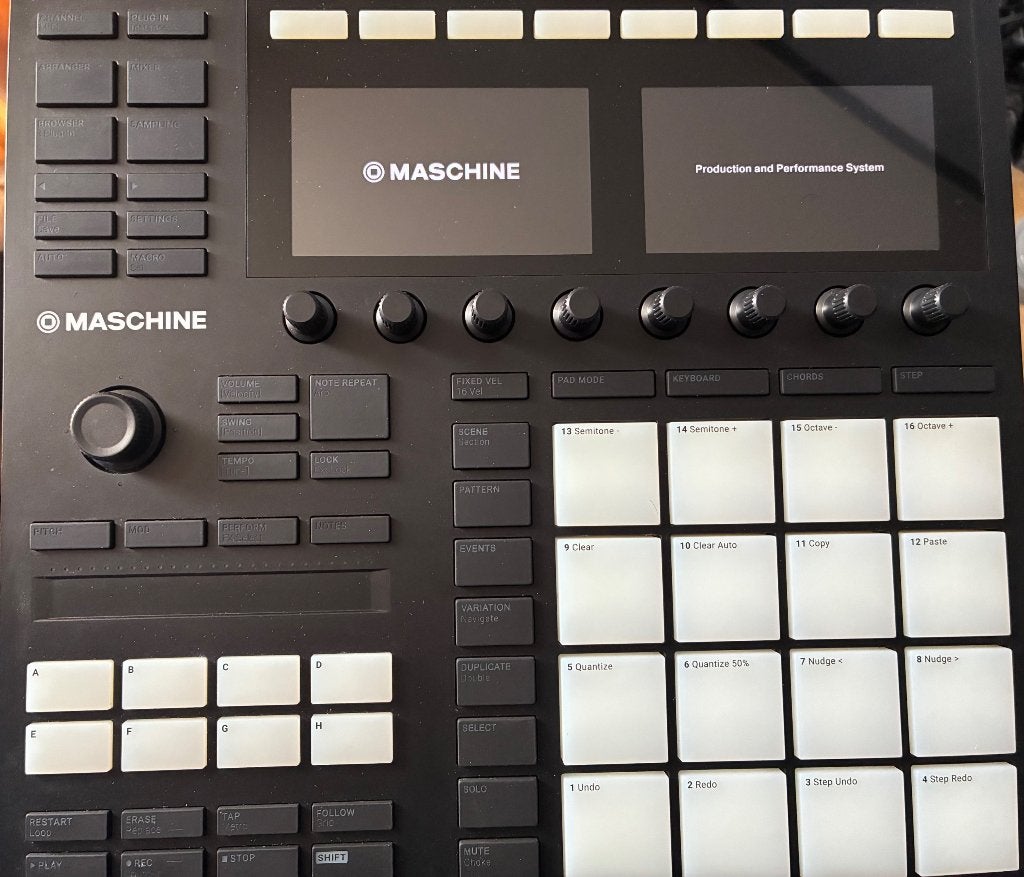 Maschine MK3 + Hardcase, Muziek en Instrumenten, Midi-apparatuur, Verzenden, Zo goed als nieuw