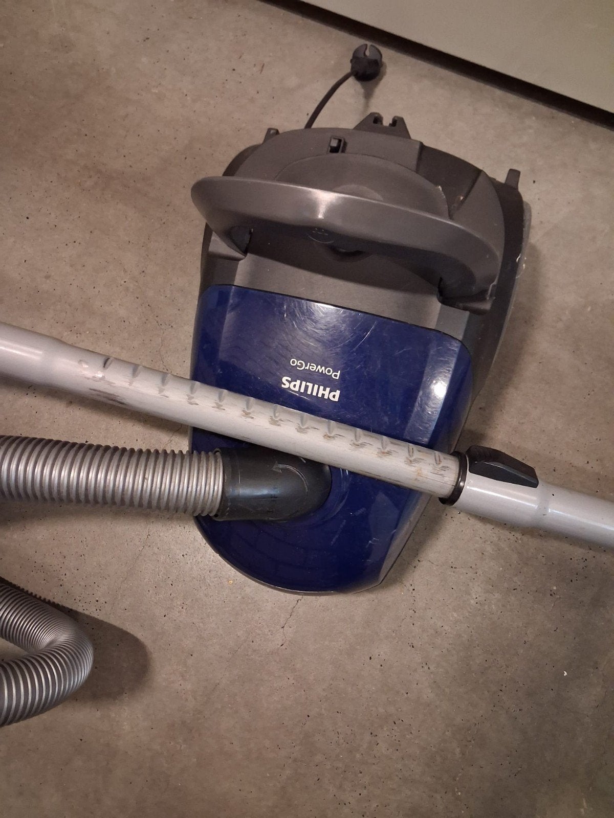 Philips stofzuiger in goede staat, Ophalen, Zo goed als nieuw, 1600 tot 2000 watt