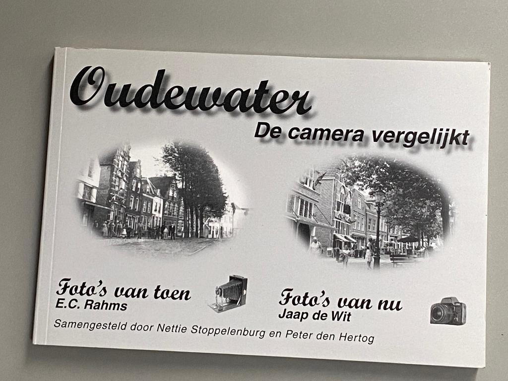 Oudewater  - De camera vergelijkt (2005)