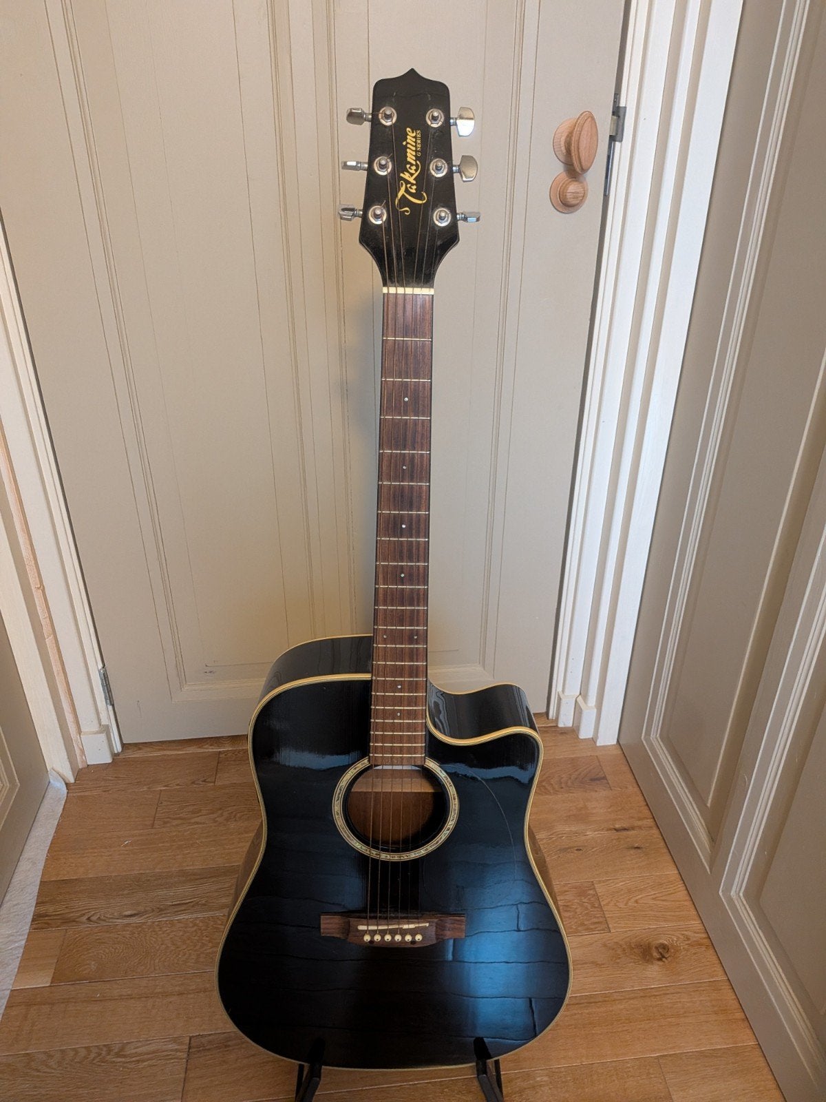 Takamine EG531SC akoestische gitaar met accessoires, Ophalen, Gebruikt, Western- of Steelstringgitaar, Met (piezo-)element