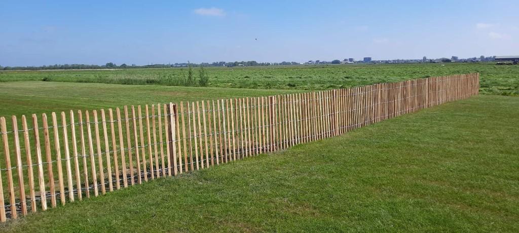 Schapenhekwerk Robinia (kastanjehekwerk), Ophalen, Met poort, Nieuw, Tuinhek