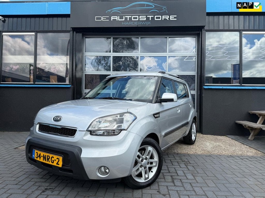 Kia Soul 1.6 X-tra Airco Navi Bluetooth Afneembare Trekhaak, Auto's, Kia, 4 cilinders, 49 €/maand, Origineel Nederlands, Bedrijf