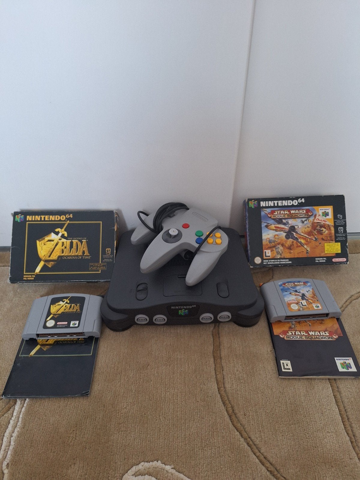nintendo 64 set met zelda ocarina of time / starwars in doos, Ophalen of Verzenden, Zo goed als nieuw, Met 1 controller