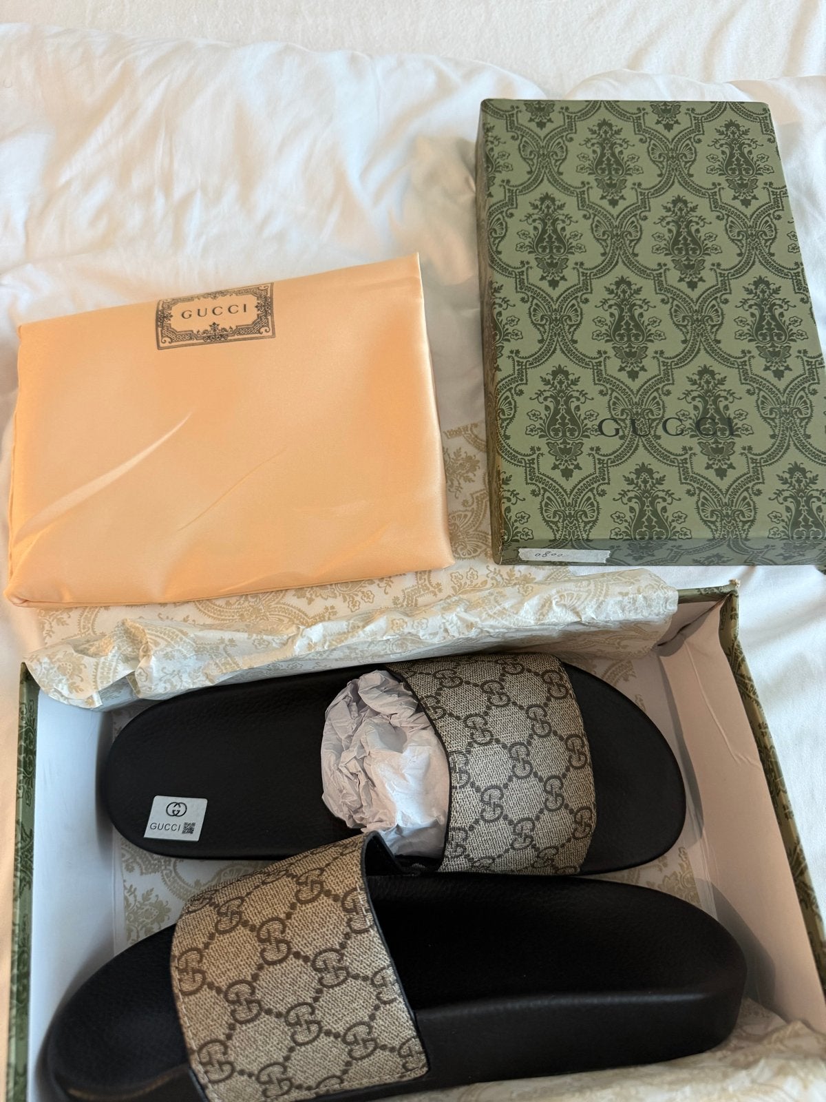 Gucci GG Supreme Canvas Slides - Zo goed als nieuw, Ophalen, Zo goed als nieuw, Bruin, Slippers
