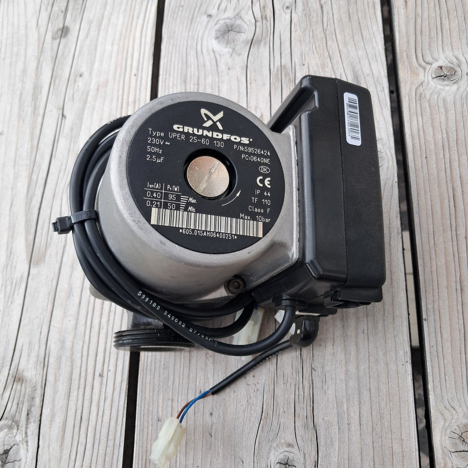 nefit ecomline pomp Type grundfos UPER 25-60 130, Doe-het-zelf en Verbouw, Verwarming en Radiatoren, Gebruikt, Minder dan 30 cm
