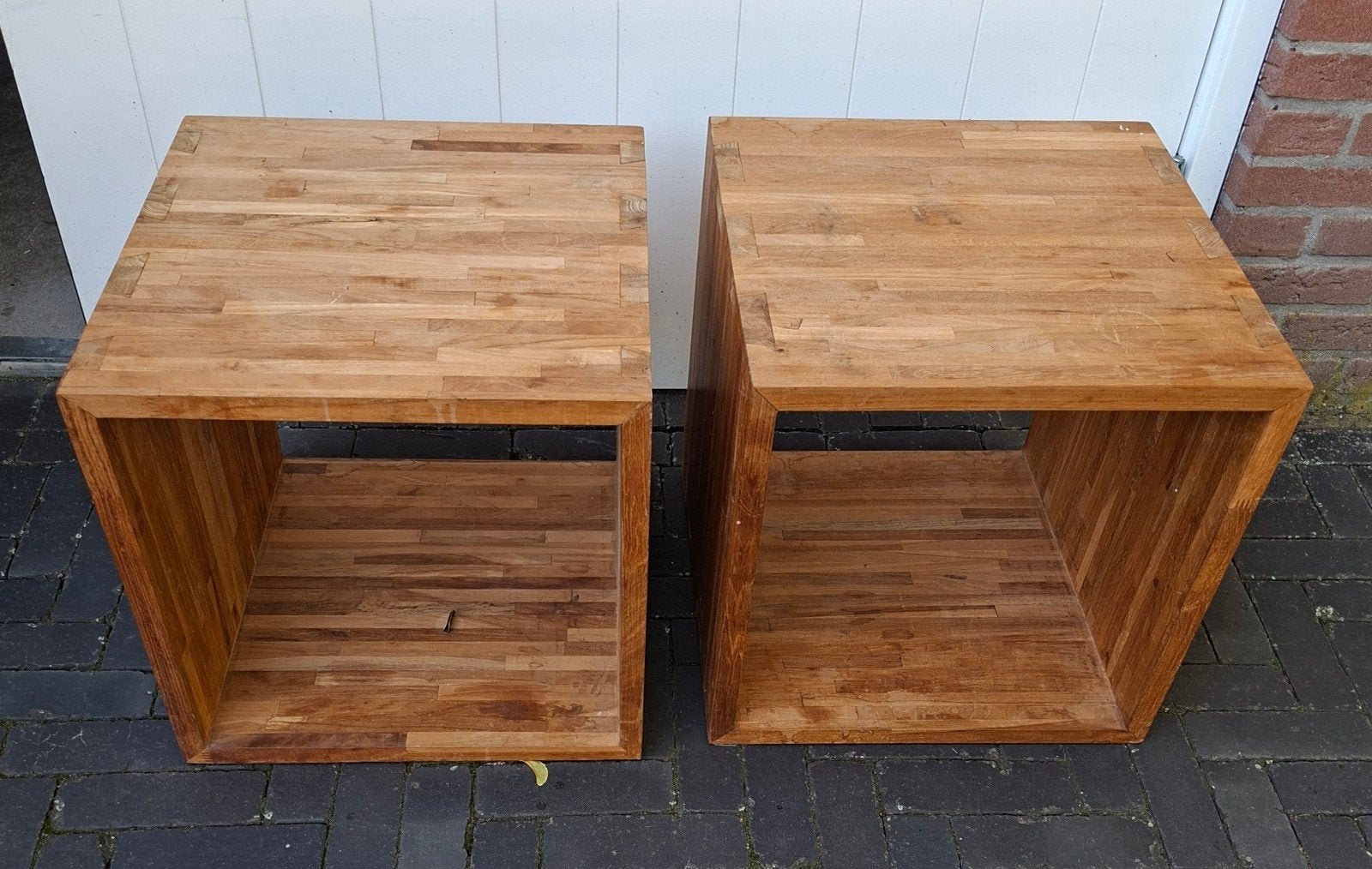 2 houten kubus tafels kastjes 45x45cm, Ophalen, Rond, Minder dan 55 cm