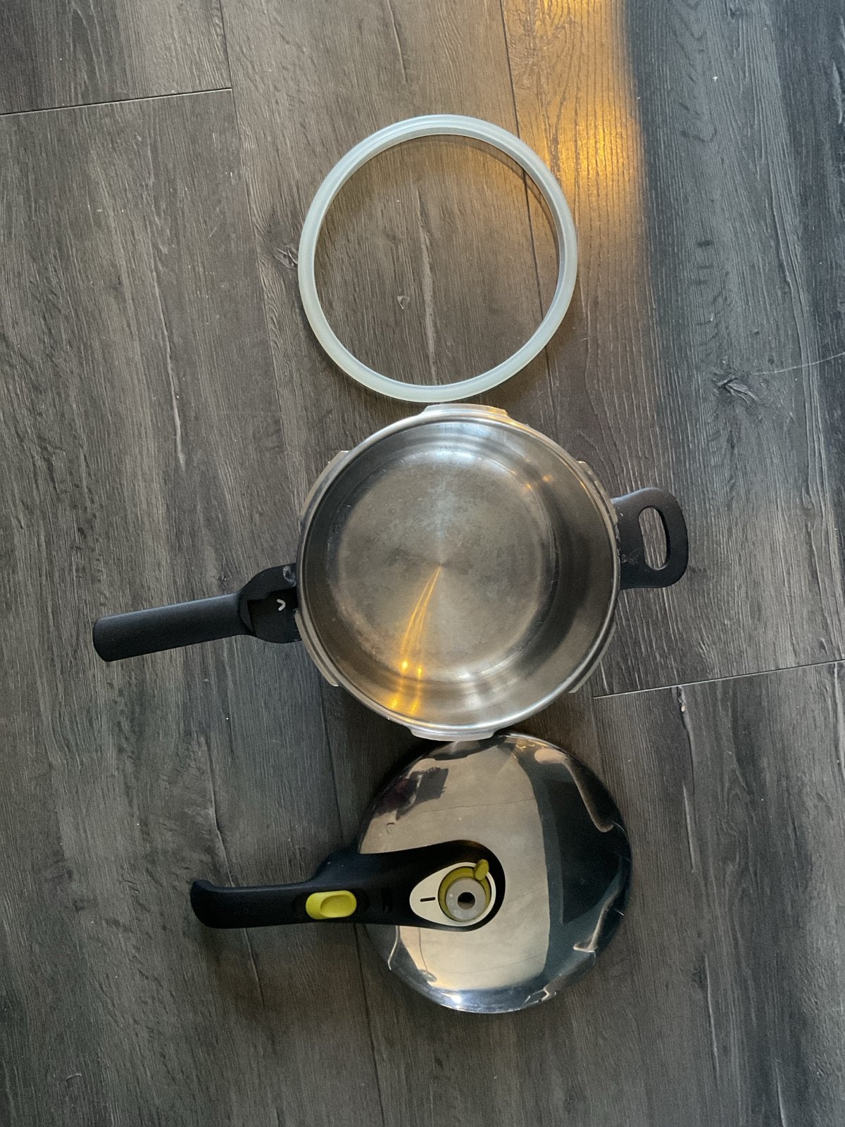 TEFAL rvs  Snelkookpan - Geschikt voor Inductie, Huis en Inrichting, Keuken | Potten en Pannen, Ophalen, Snelkookpan, Gebruikt