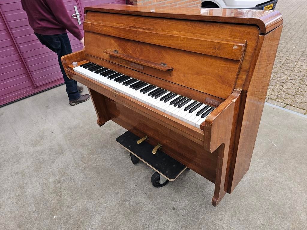 Piano gratis af te halen, Muziek en Instrumenten, Piano's, Gebruikt, Ophalen