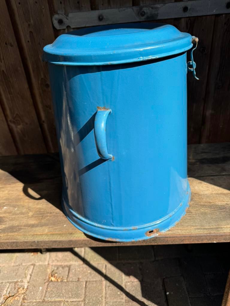 Vet /reuzel pot, Ophalen