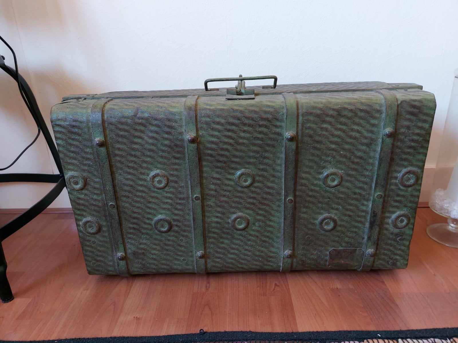 Oud ijzeren groene koffer voor decoratie, Ophalen of Verzenden, Gebruikt