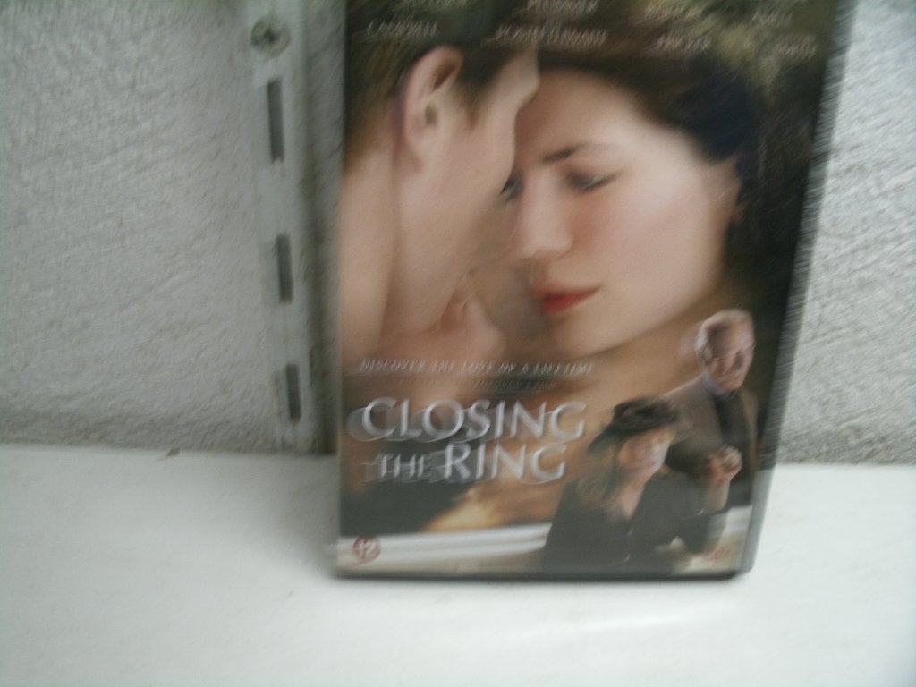 DVD 175B CLOSING THE RING, Cd's en Dvd's, Vanaf 16 jaar, Ophalen of Verzenden, Zo goed als nieuw