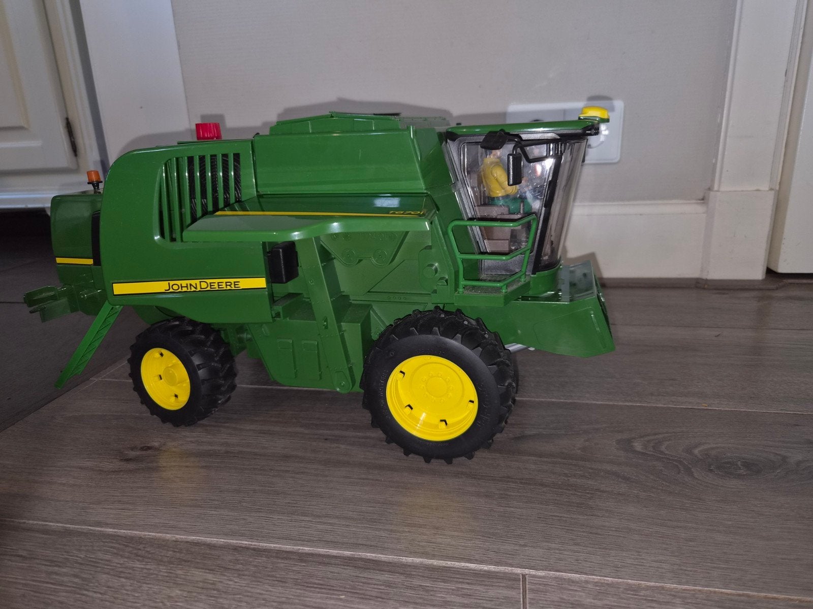 Bruder John Deere T670i Maaidorser Speelgoed, Ophalen, Zo goed als nieuw
