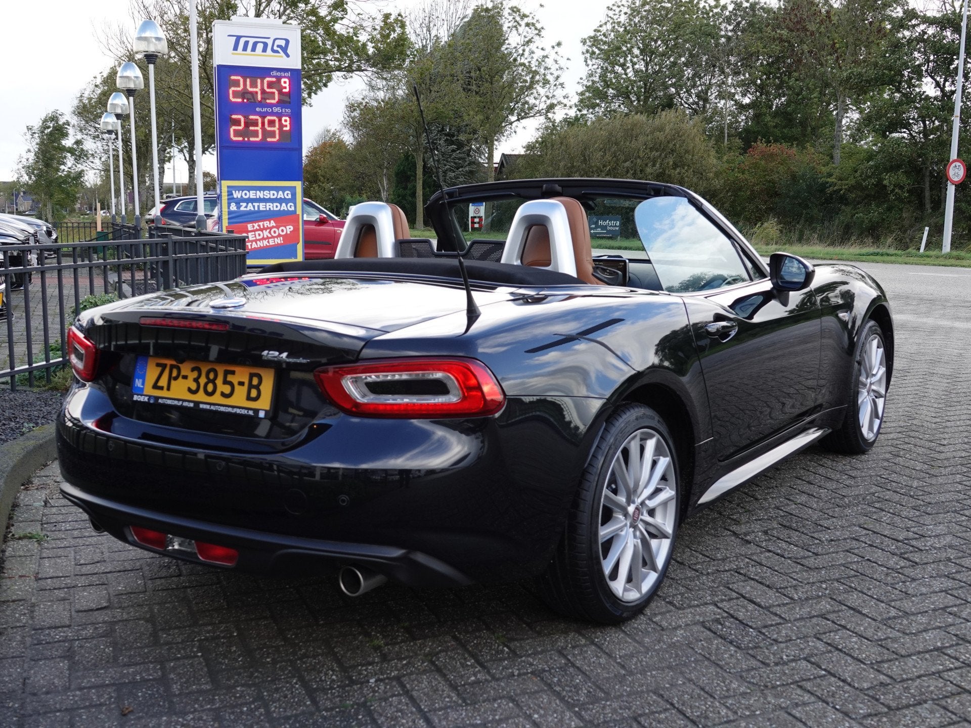 Fiat 124 Spider 1.4 MultiAir 140PK Turbo Lusso VOL LEER | KE, Auto's, 1025 kg, Euro 6, 4 cilinders, Cabriolet